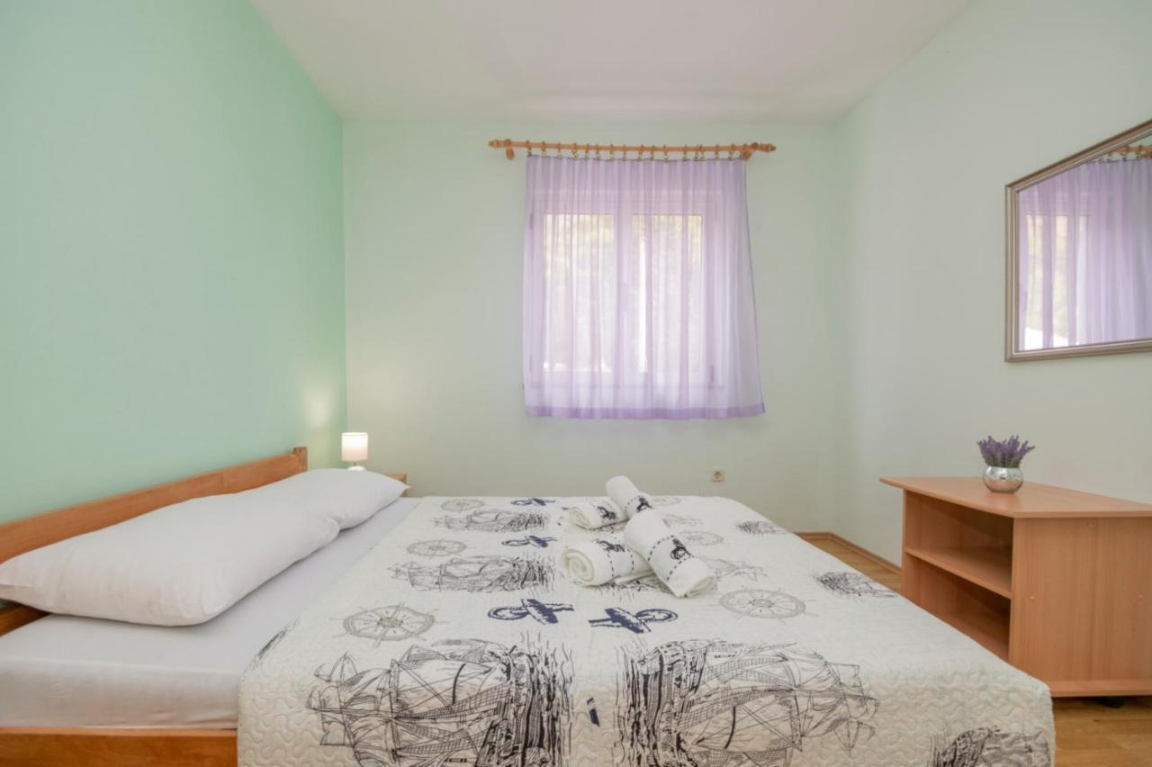 לוקבה Apartments Zdravka מראה חיצוני תמונה