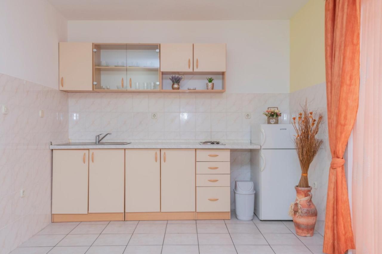 לוקבה Apartments Zdravka מראה חיצוני תמונה