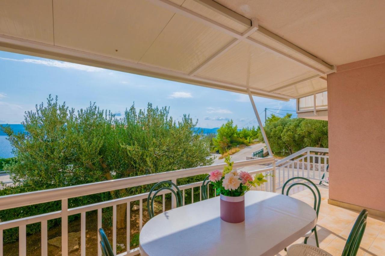 לוקבה Apartments Zdravka מראה חיצוני תמונה
