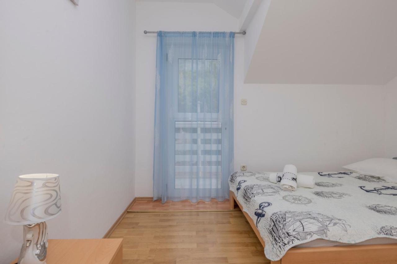 לוקבה Apartments Zdravka מראה חיצוני תמונה